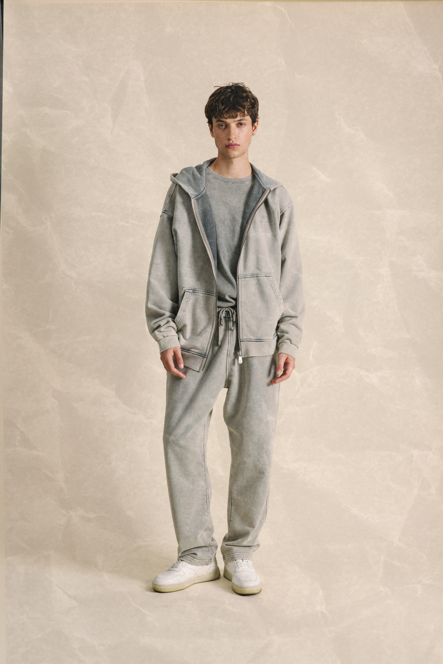 Zipper Washed Stone