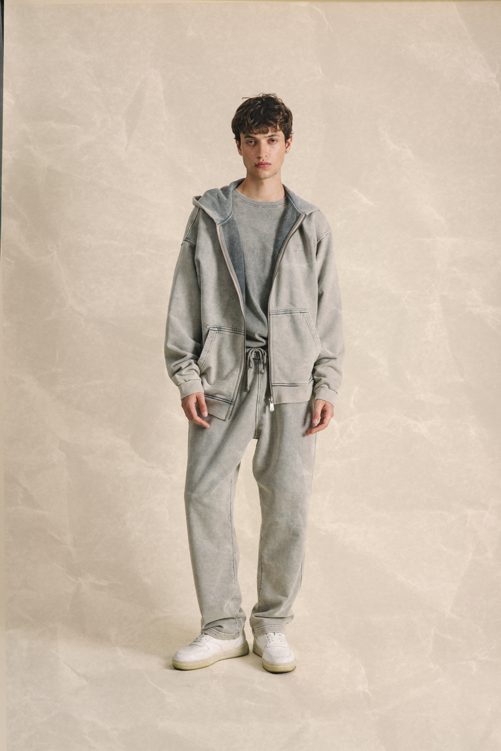 Zipper Washed Stone